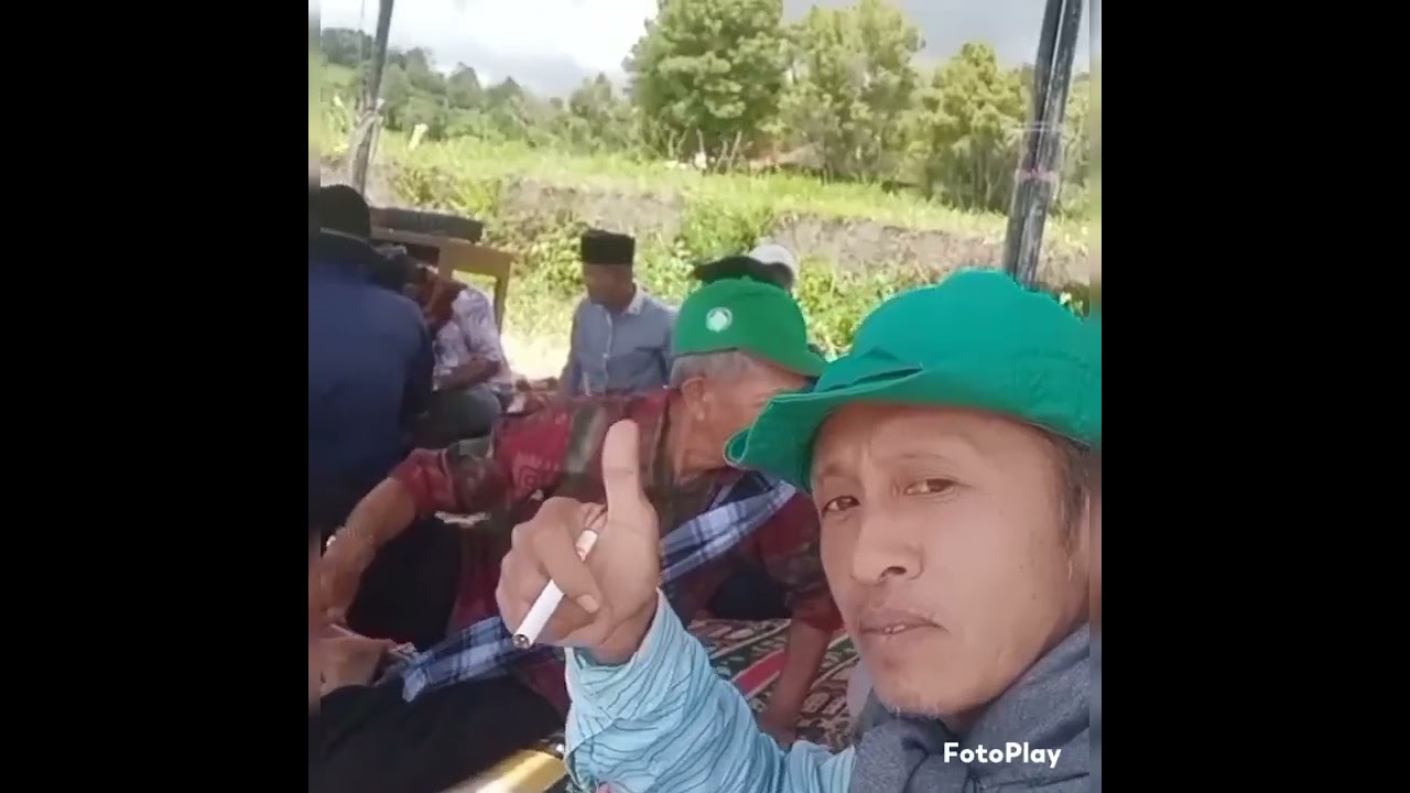 west Sumatra tradisional cow race