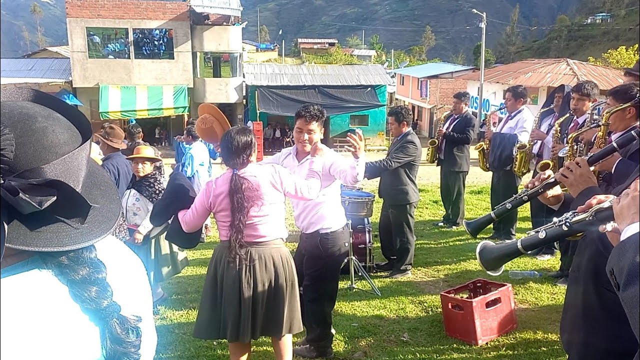 Huaylash _ Orquesta selección tromes del perú