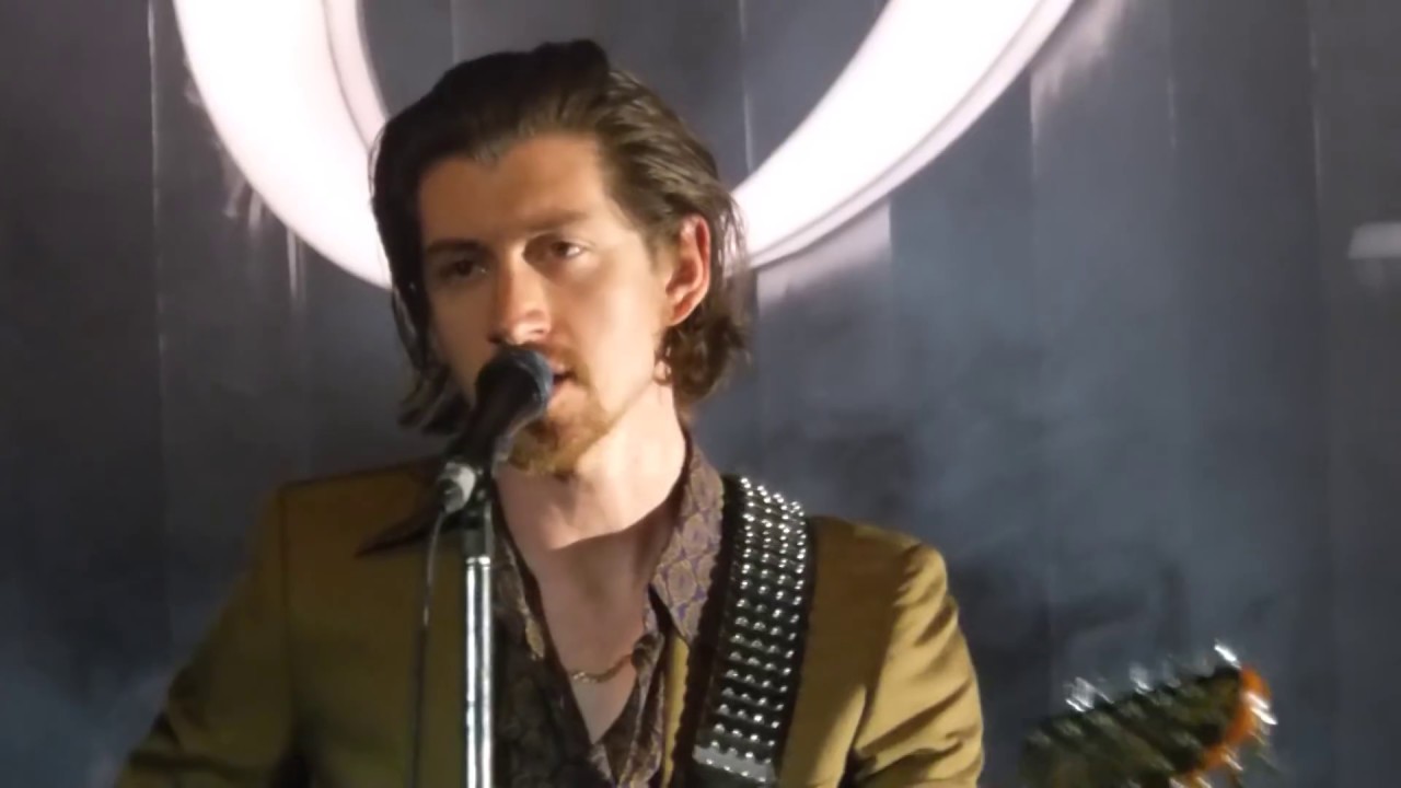 Arctic Monkeys - Do I Wanna Know? [Live at Columbiahalle, Berlin - 22-05-2018]