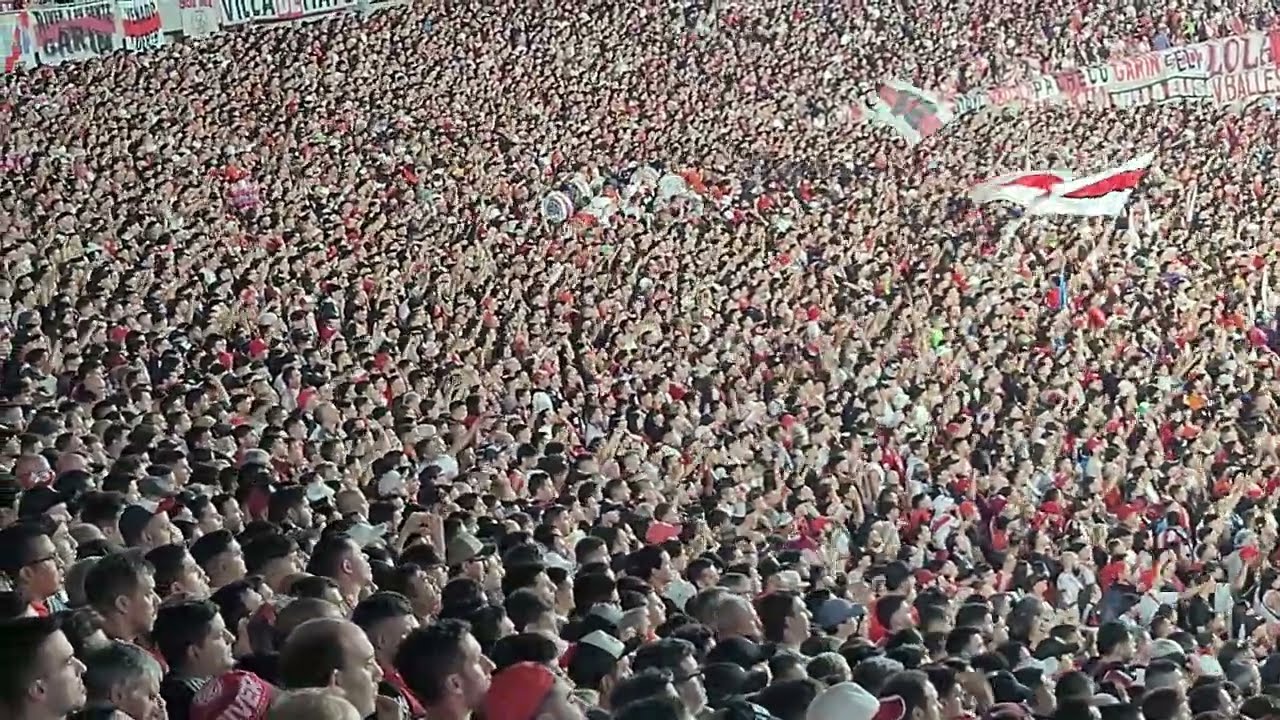 ⚪️🔴⚪️Señores soy hincha de River!!!🎵🎶🎶🎶⚪️🔴⚪️
