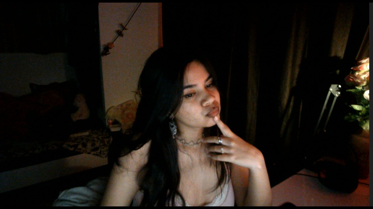 🔴 LOCKED IN💗 come say hi :3