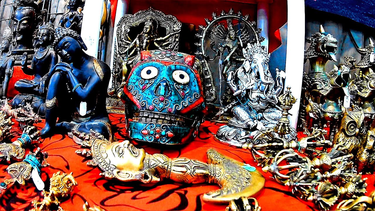 Wonderful Jewels, Crystals and Dino Bones!   Tucson Gem, Mineral & Fossil Show