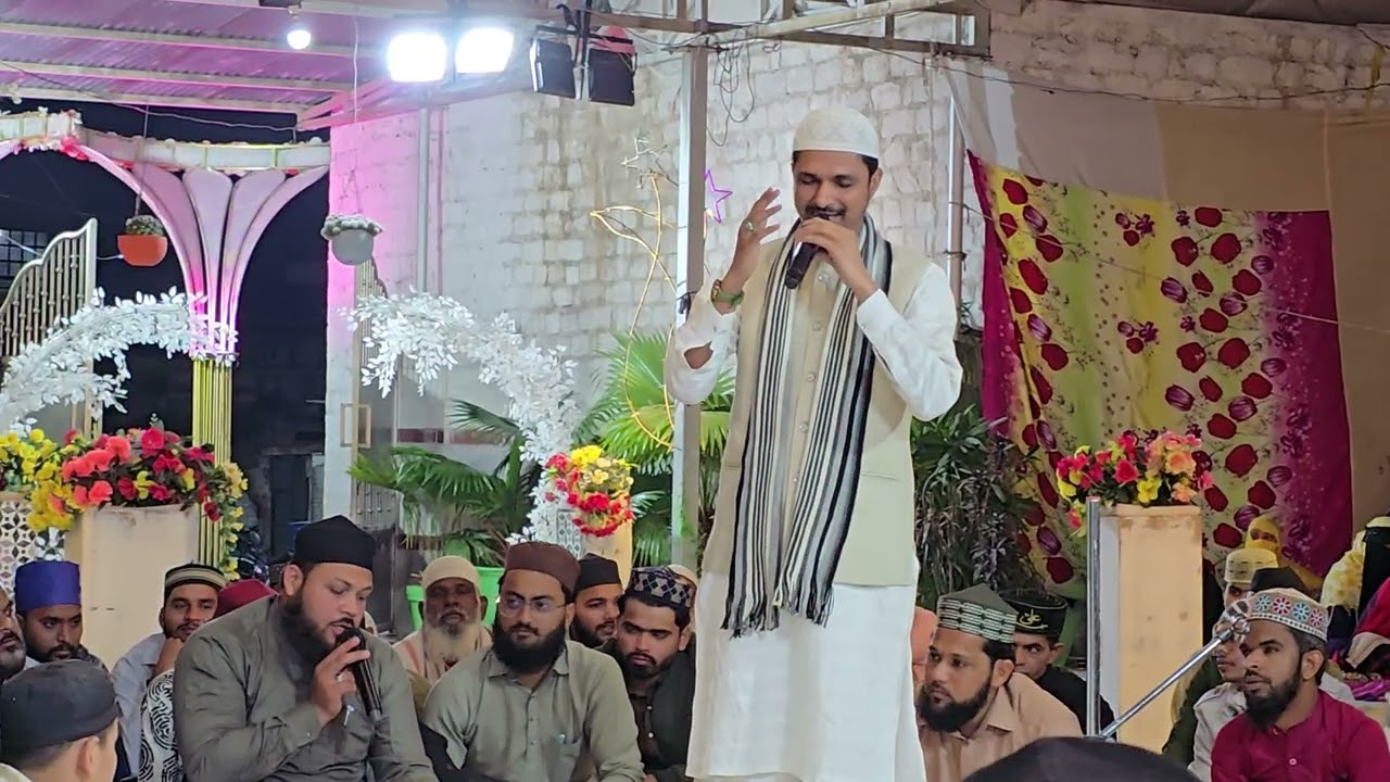 Be hijab Aanaa chale aao mujhe hos nahi... by Sharif Raza Pali 