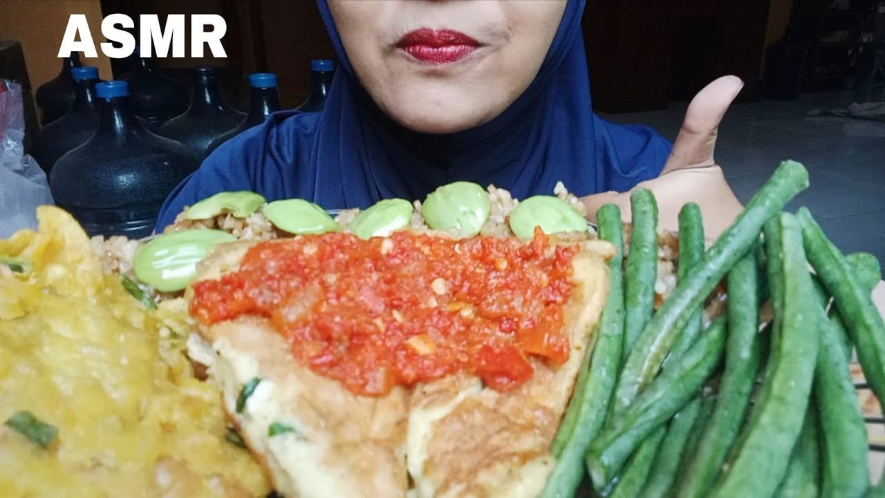 ASMR MUKBANG NASI GORENG PETE SAMBAL TELUR DADAR PEDAS MERCON LALAPAN MENTAH 