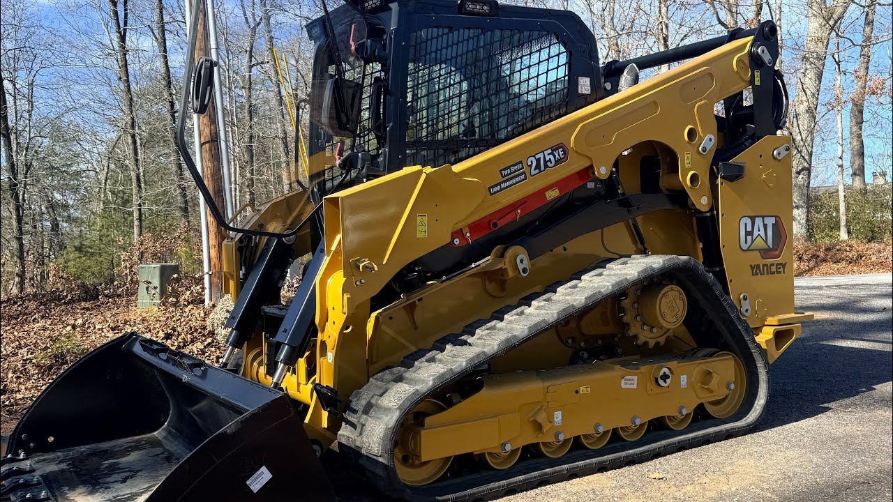 CAT 275XE Land management skid steer overview 