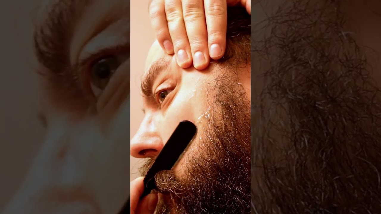 Straight Razor vs Replaceable Blades