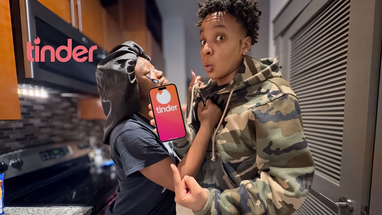 Моя девушка застала меня в Тиндере… 😨