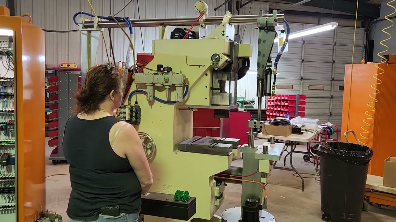 Positech multiple slot pattern cycle notching press