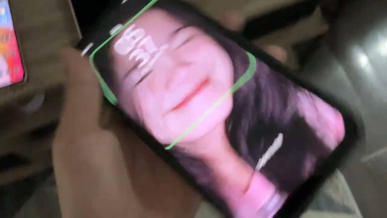 Oppo Reno 8t vs 4 Samsungs startup race