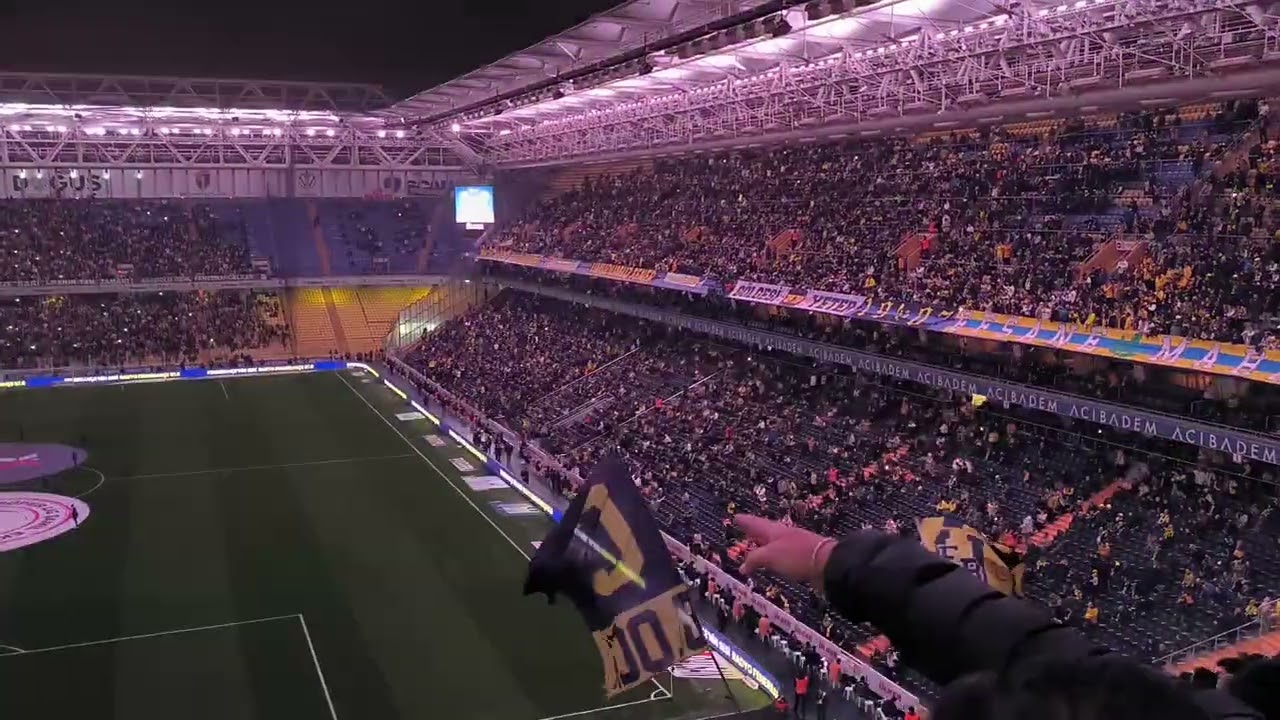 Fenerbahçe 3 - 0  Antalyaspor Maç öncesi tribün çekimi görüntüler