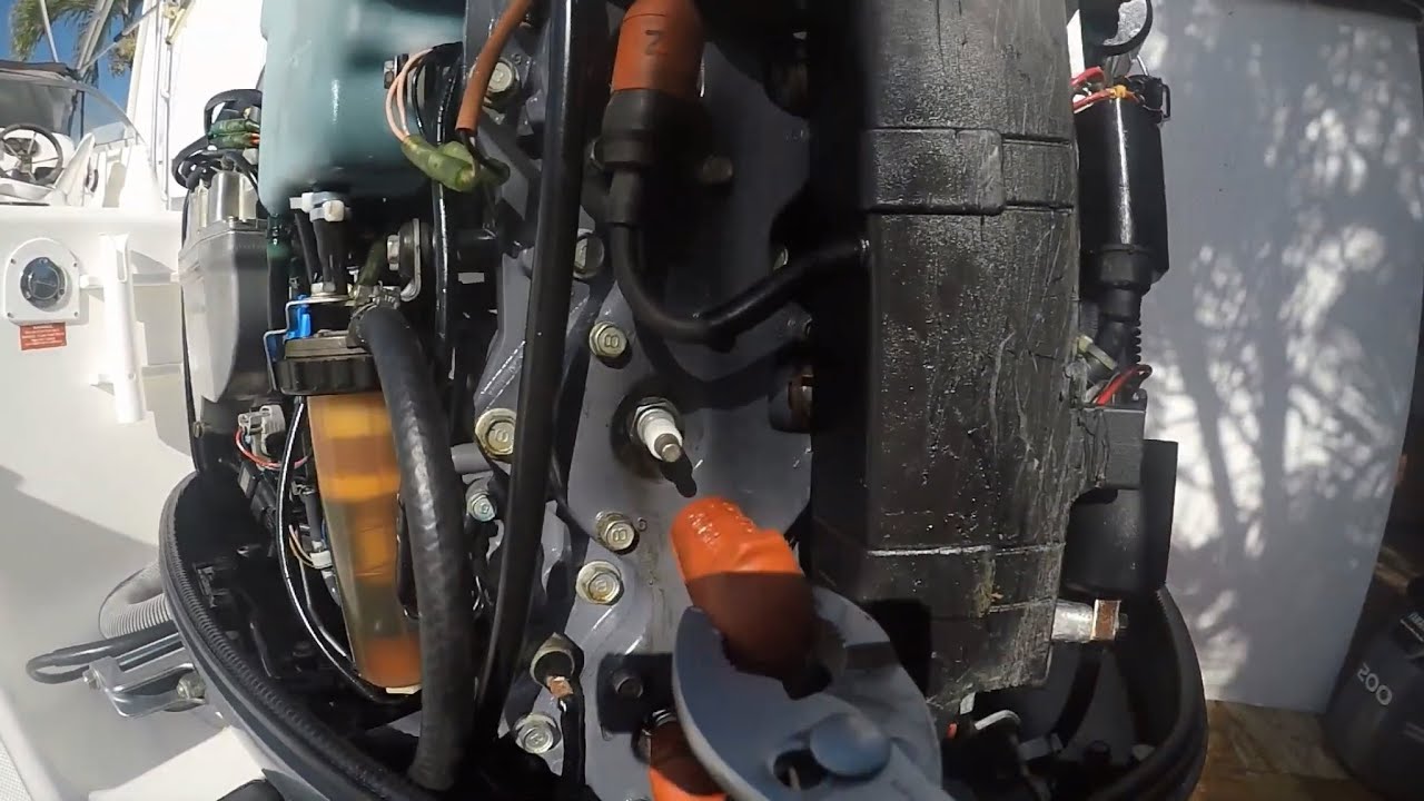 Подвесной двигатель Yamaha HPDI, 2 цилиндра не работают! № 2 и № 3. Устраните неисправность 2 нер...