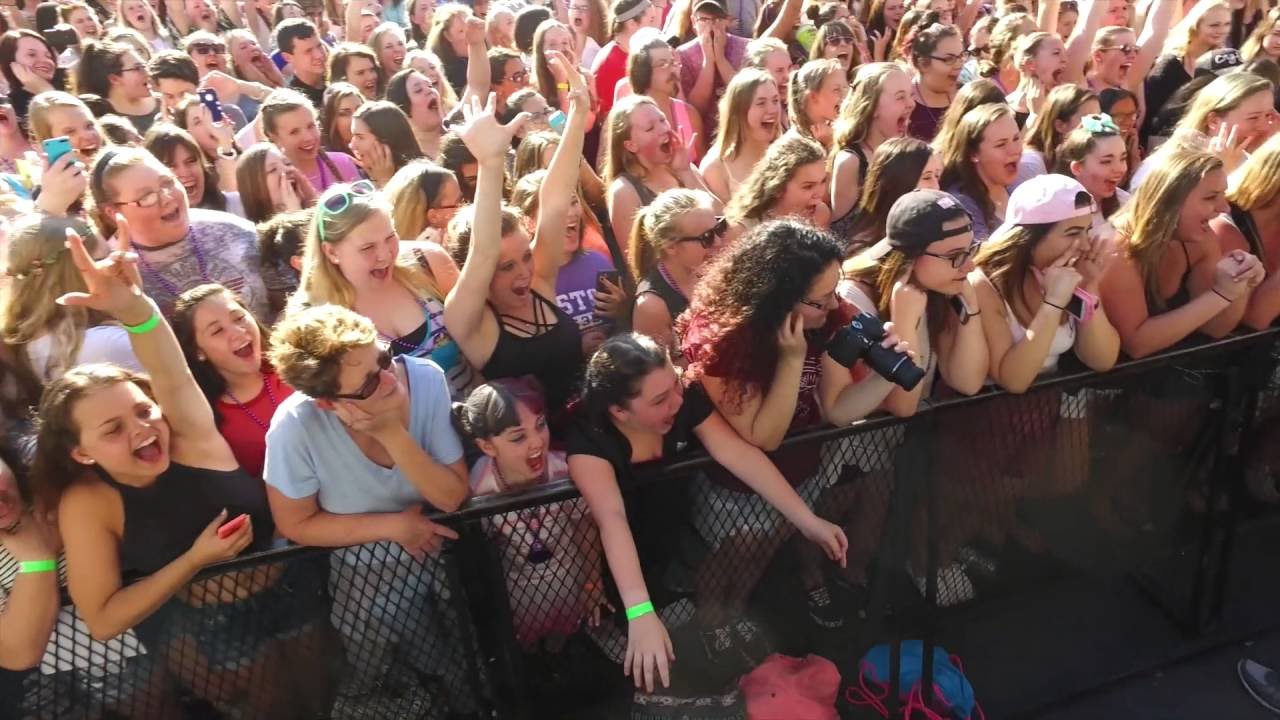 On The Road | New District
