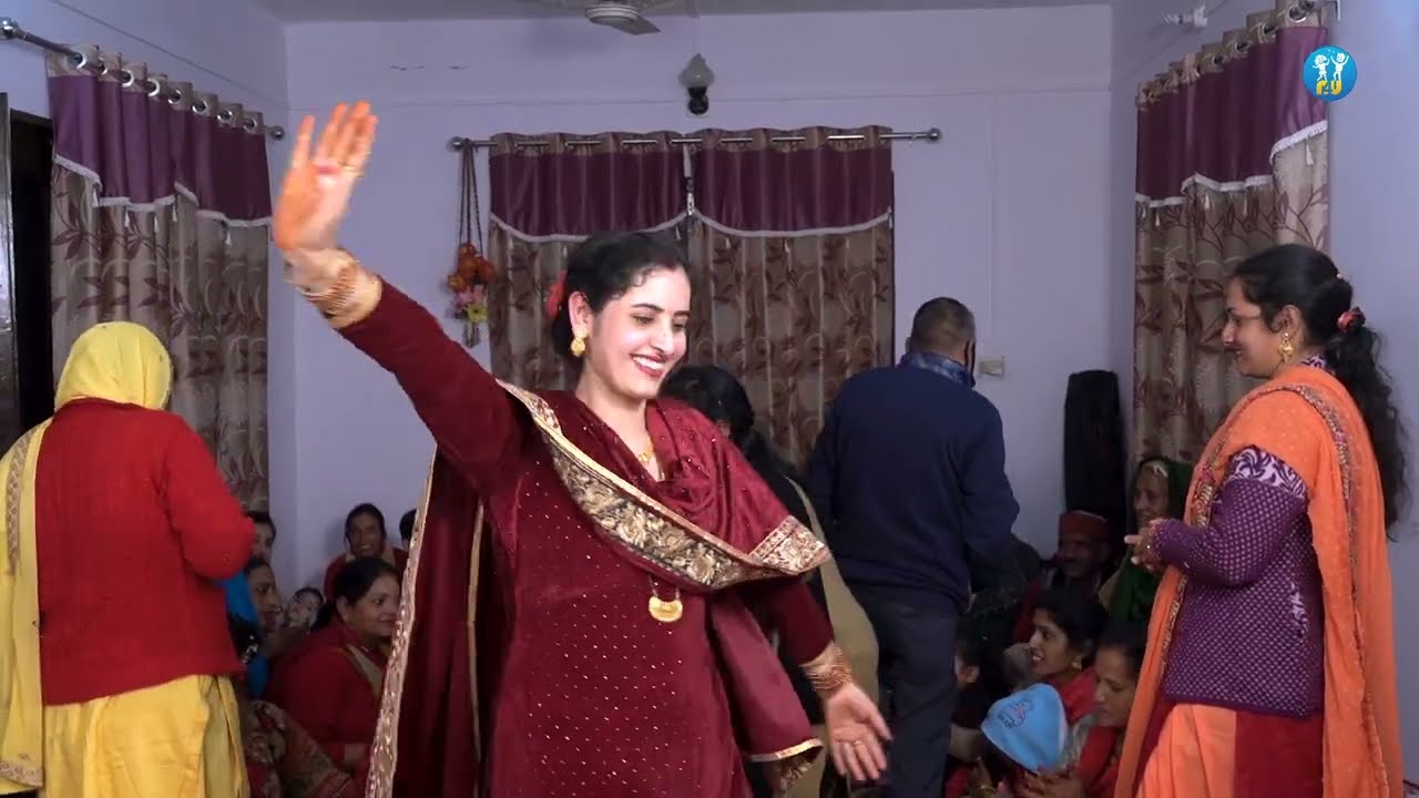 pahari song mahila sangeet dance,solan wedding dnace,shimla dance,shimla nati song