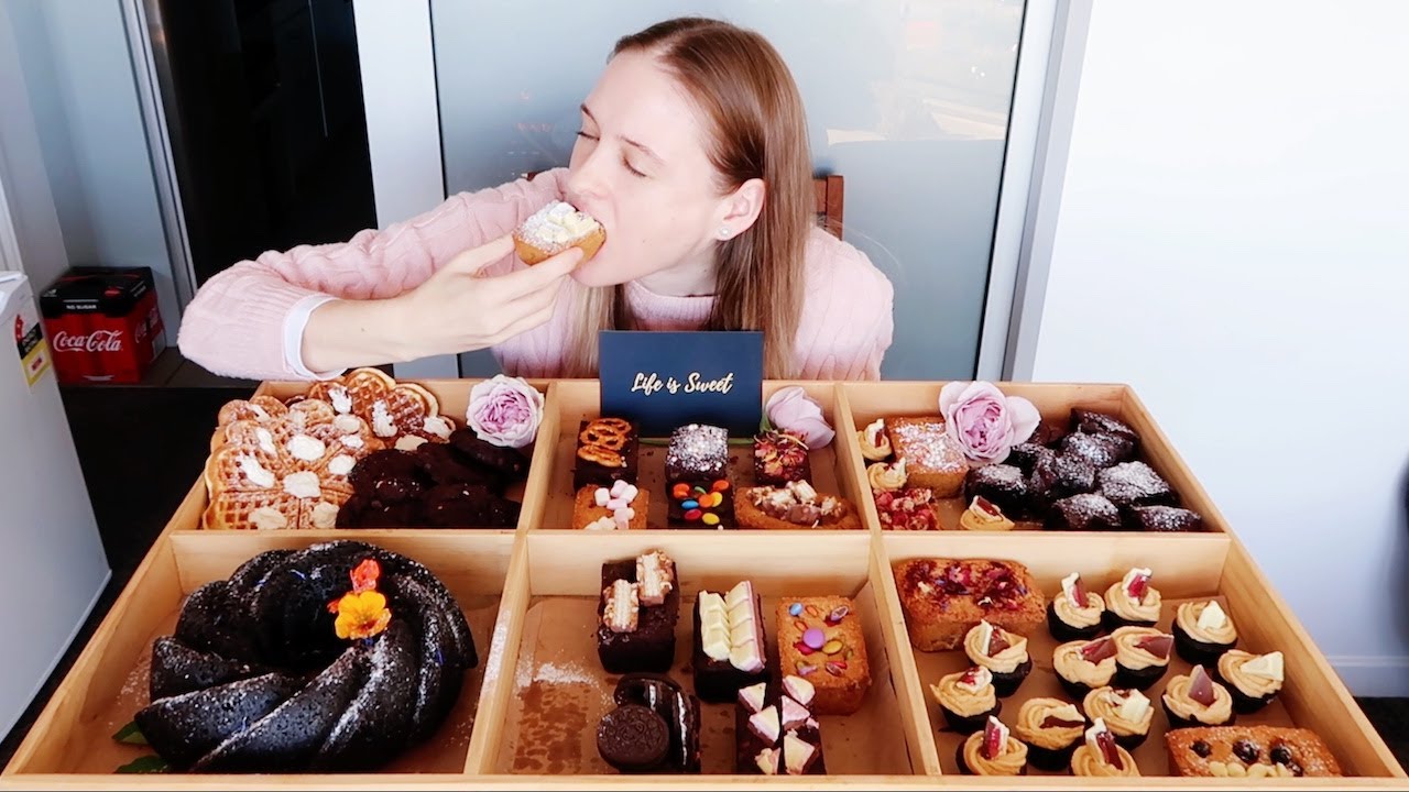 Dessert Mukbang | Cake, Brownies, Cookies, Waffles, Cupcakes & More!
