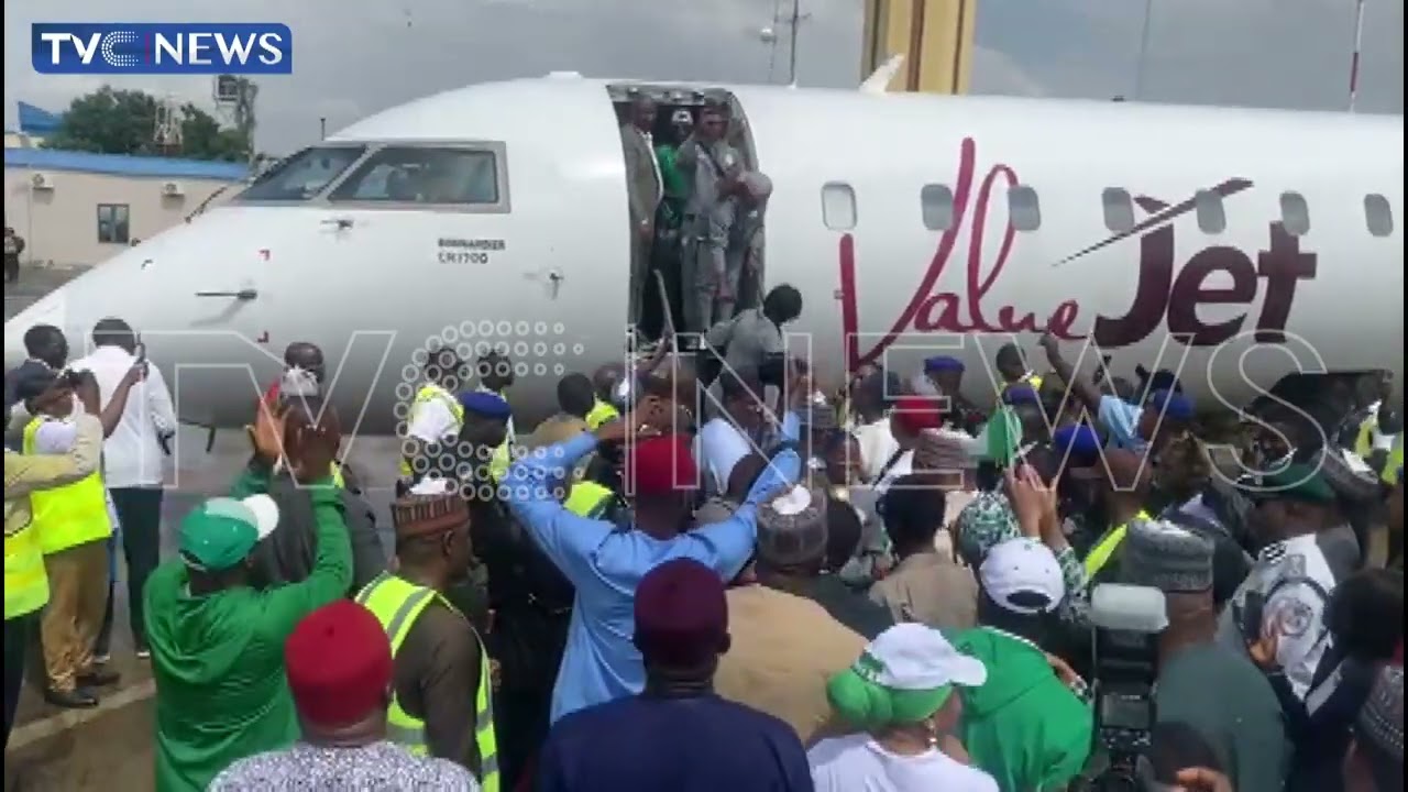 FULL VIDEO: Victorious Super Flacons Arrive In Abuja
