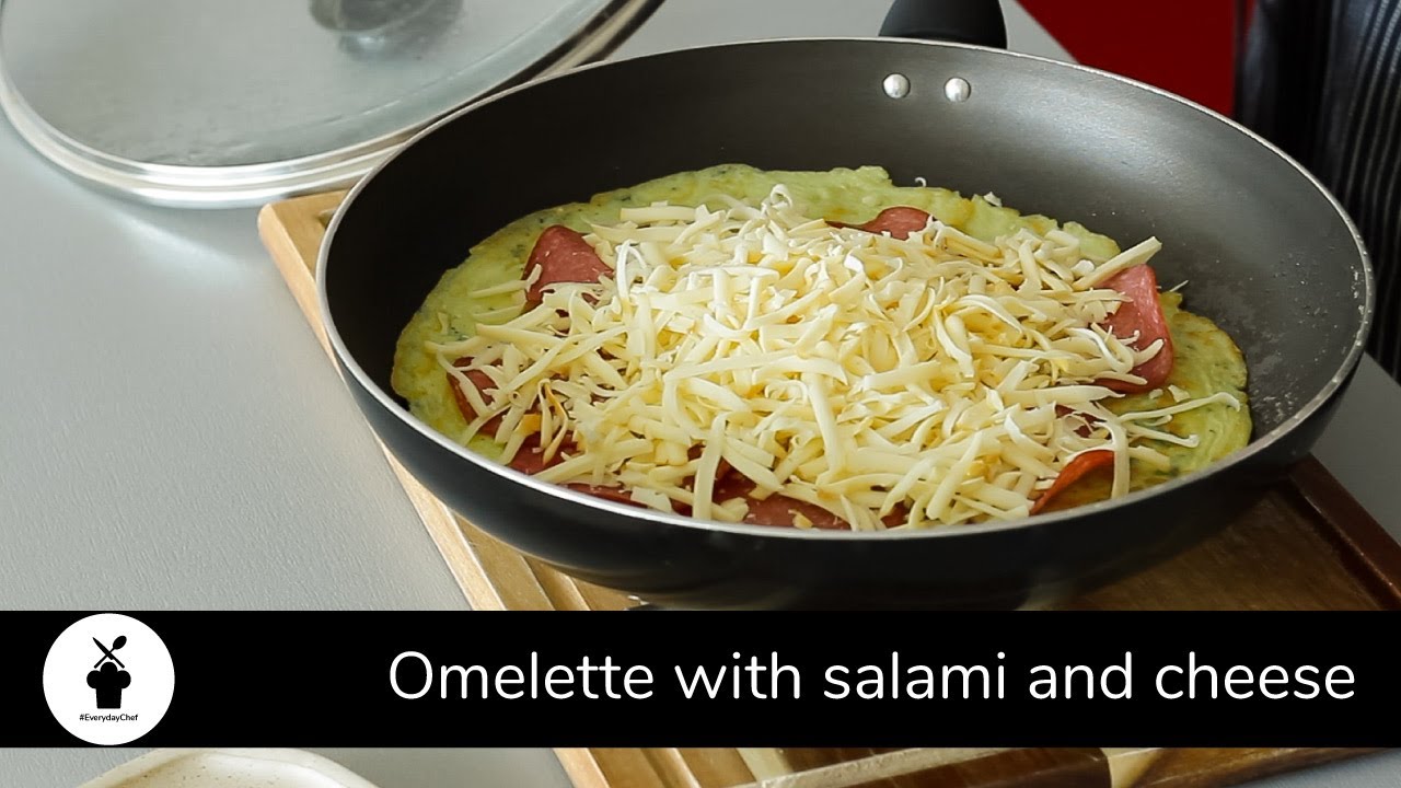 Omelette with salami and cheese for the best breakfast/ Омлет с салями и сыром на завтрак