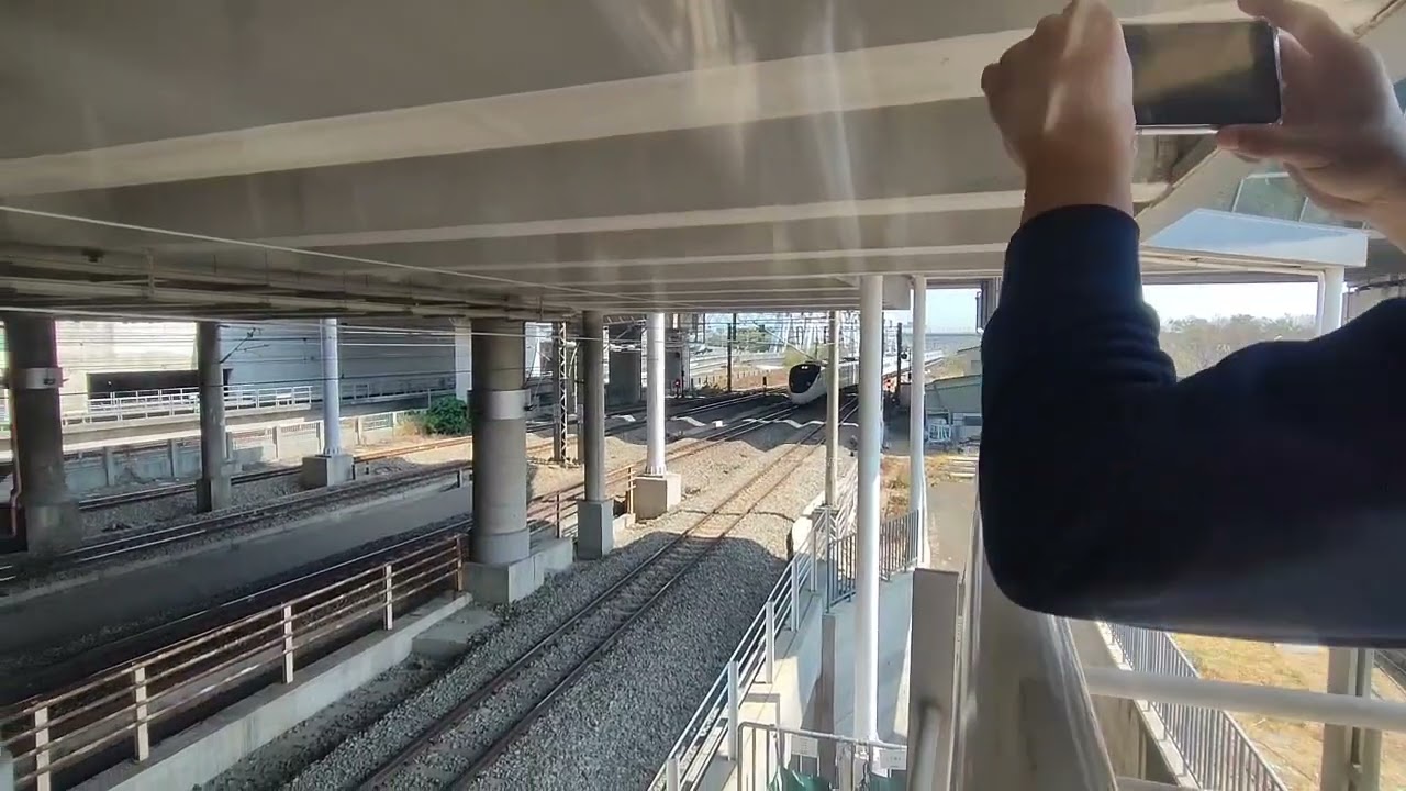 新自強號停靠新烏日站