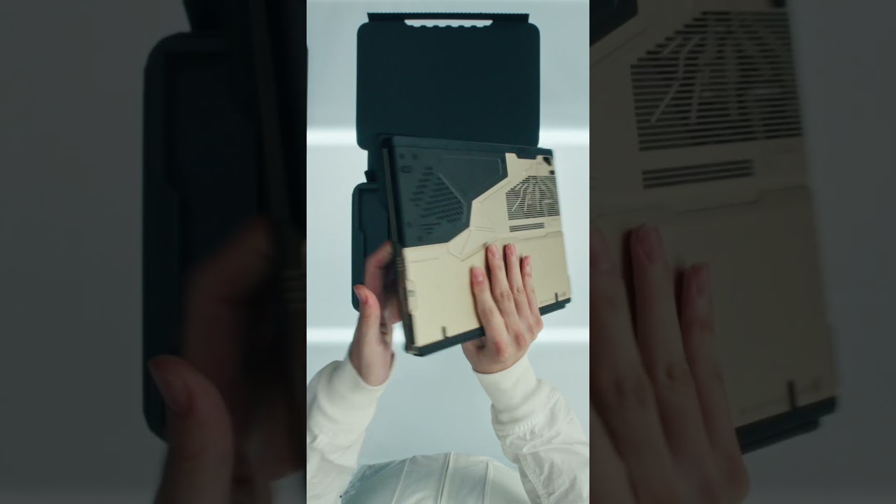Unboxing the ROG Flow Z13-KJP &times; KOJIMA PRODUCTIONS.