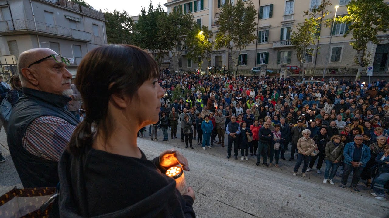 I  nuoresi ricordano in silenzio e nella preghiera la strage familiare
