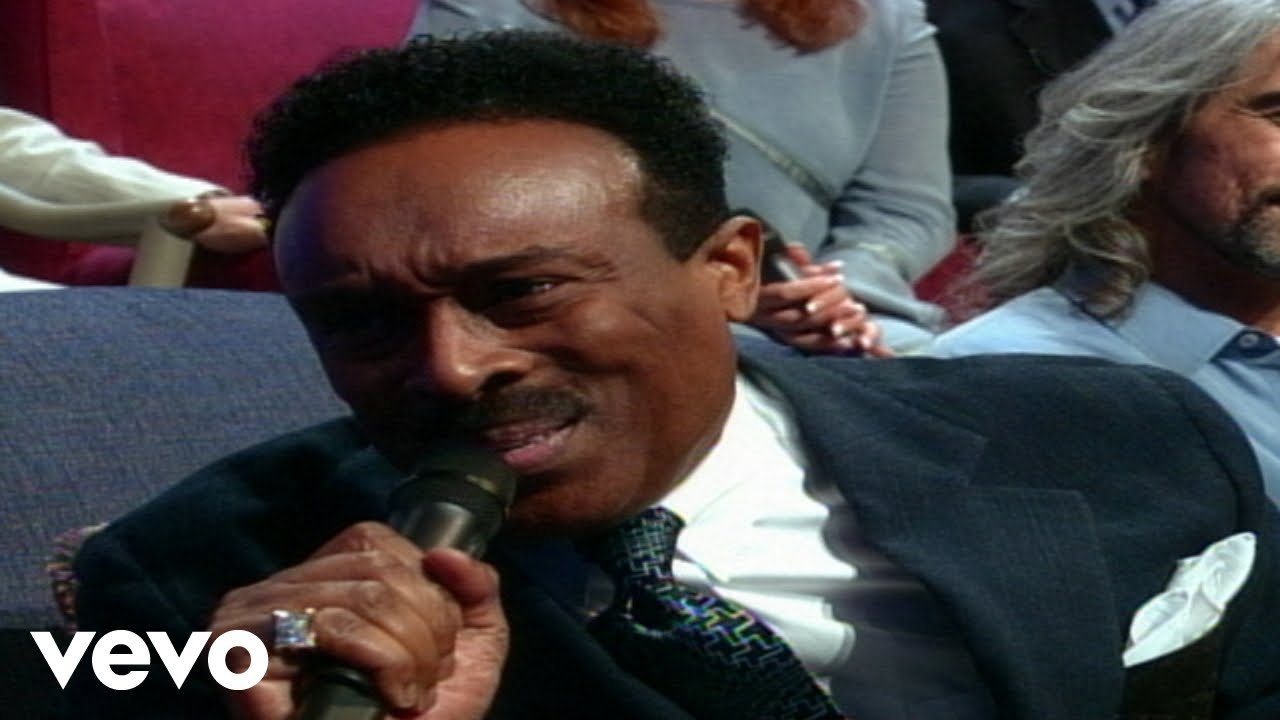 Bill & Gloria Gaither - I've Never Been This Homesick Before [Live] ft. Jessy Dixon