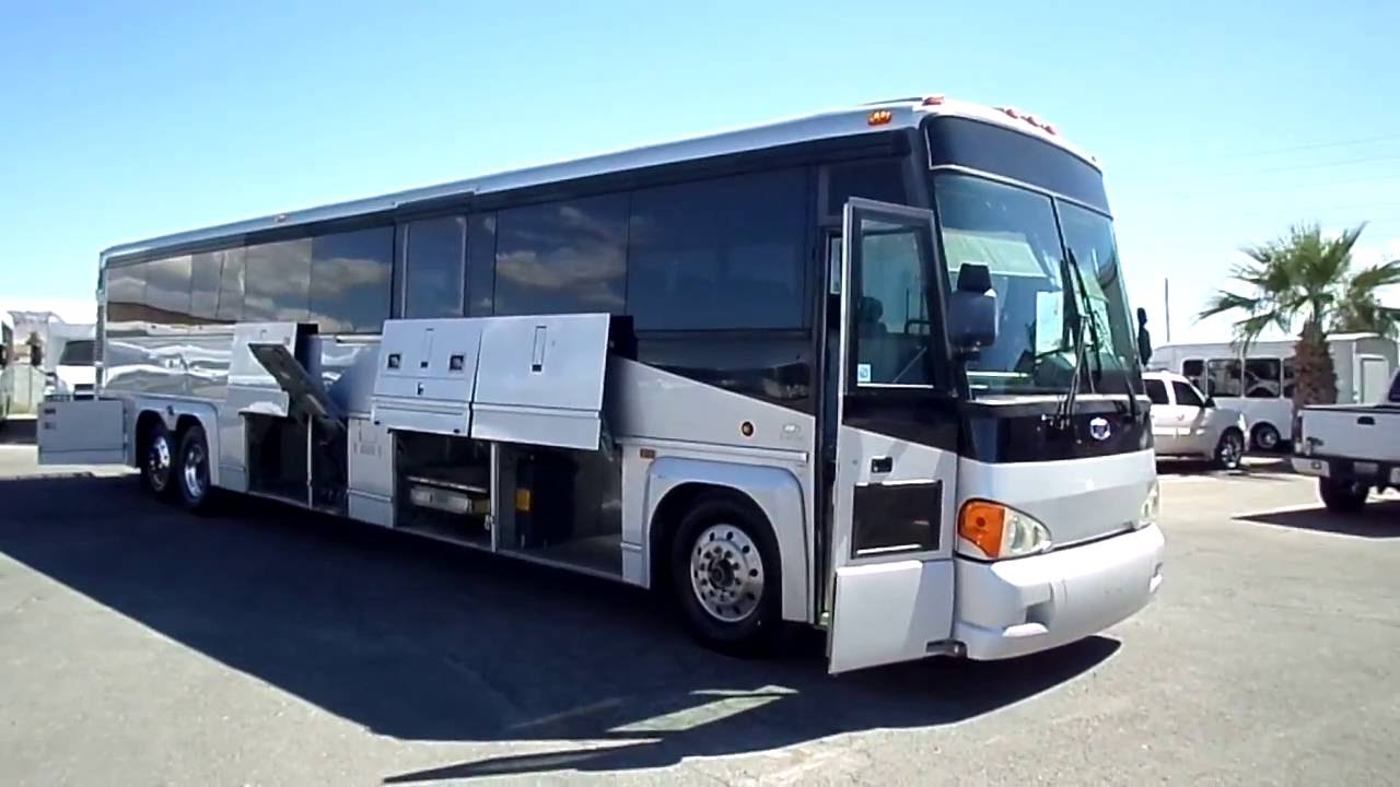 Used Bus For Sale - 2004 MCI D4500 Highway Coach C56384