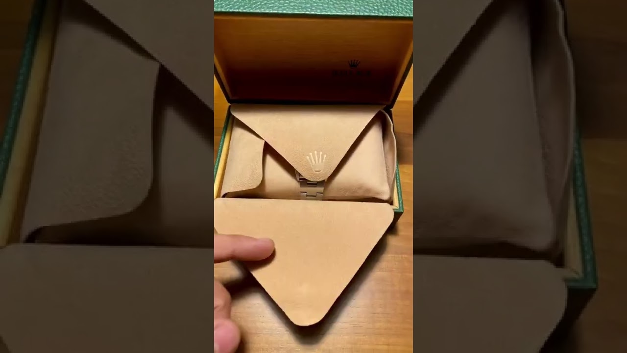 Unboxing Rolex oyster perpetual date 15200 diamond 💎&mdash;#rolex #rolexchallenge #rolexwatches #lusso