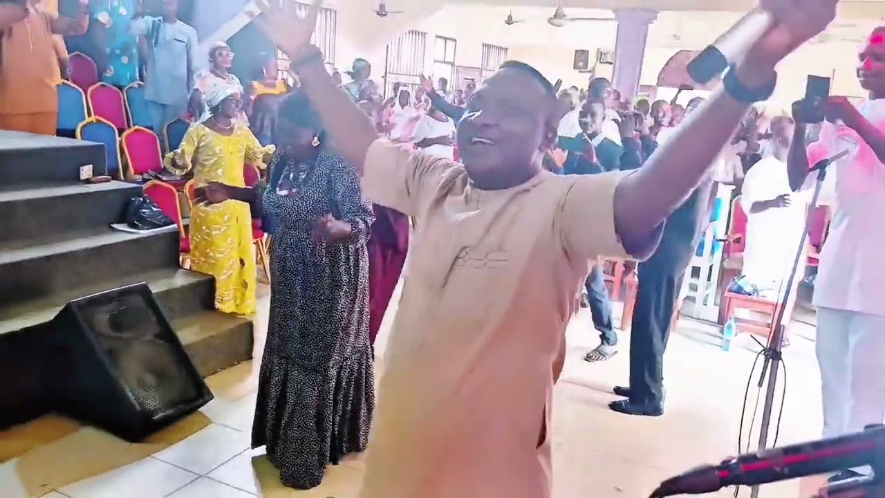 Pam Monday was @ Good News Family Church in Ikeja Lagos Nigeria. Amazing people, God bless.