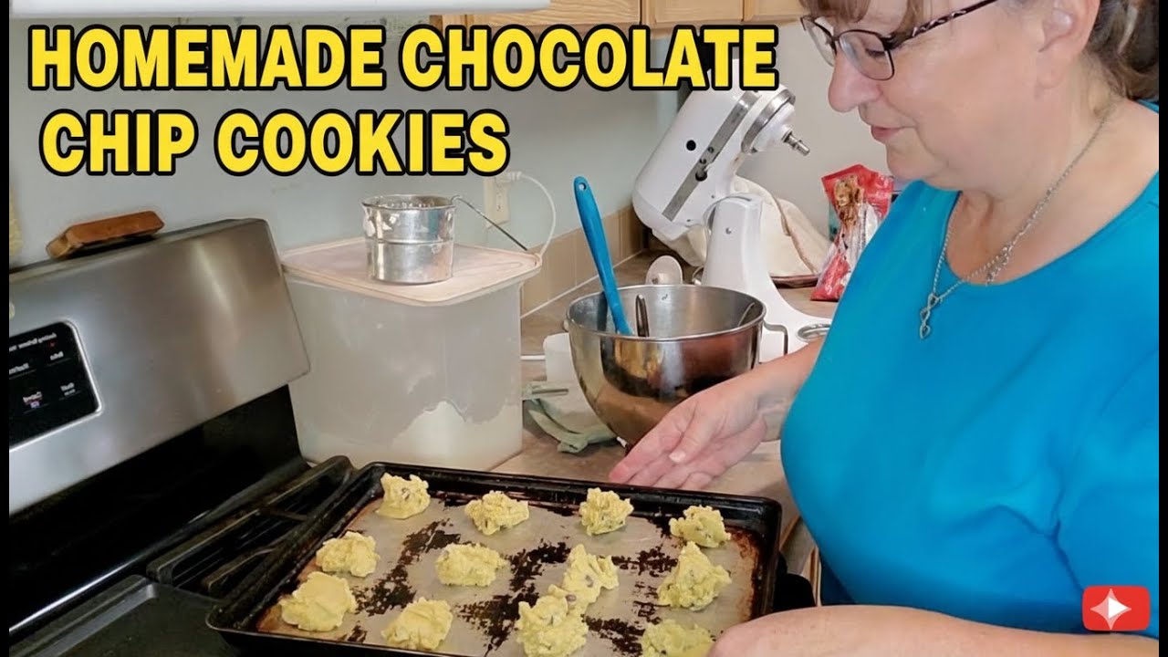 Easy Homemade Chocolate Chip Cookies
