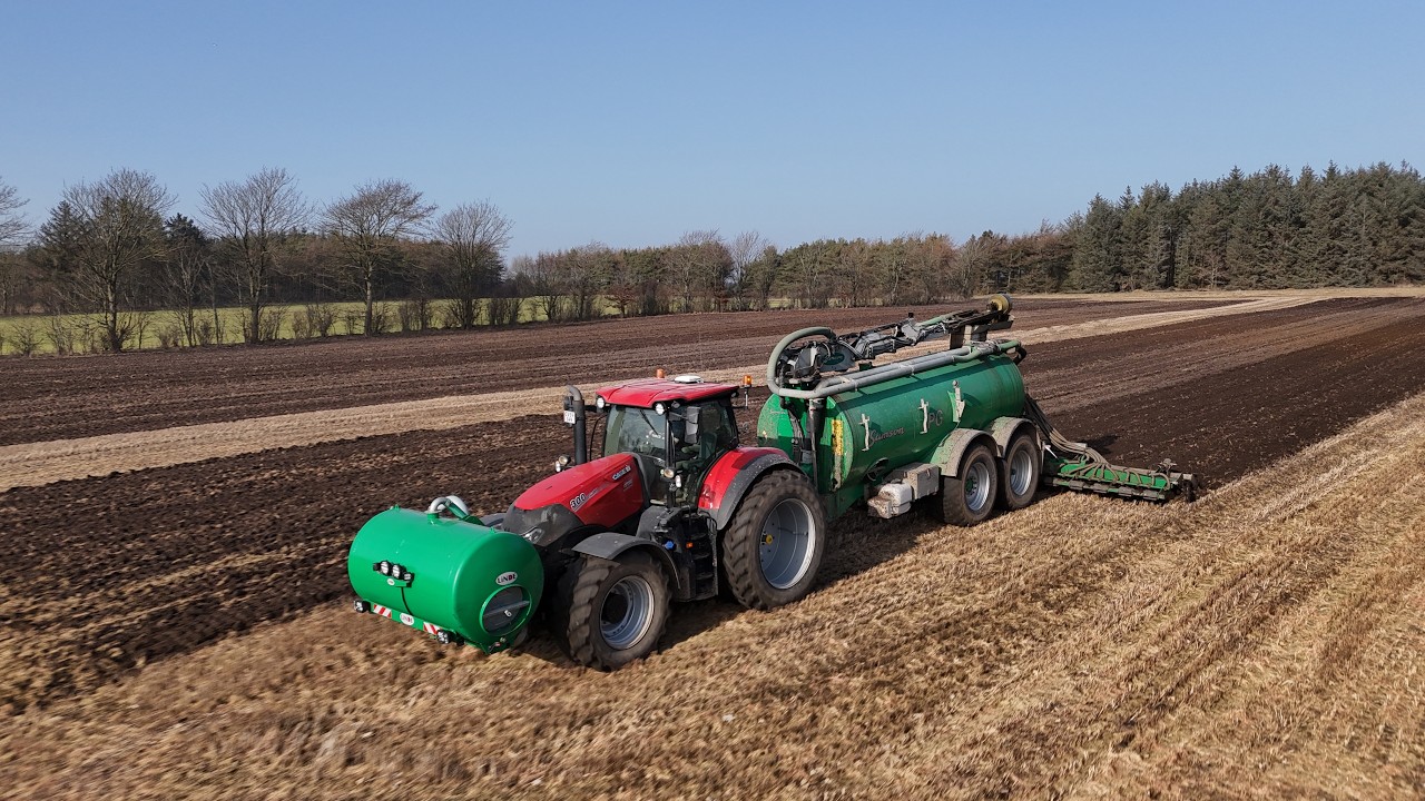 Brørup Maskinstation gyllenedfældning  | Optum 300 | Samson | PG20 | Disknedfælder | Linde |