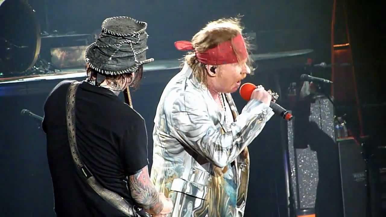 GUNS N' ROSES - PARIS BERCY 2010