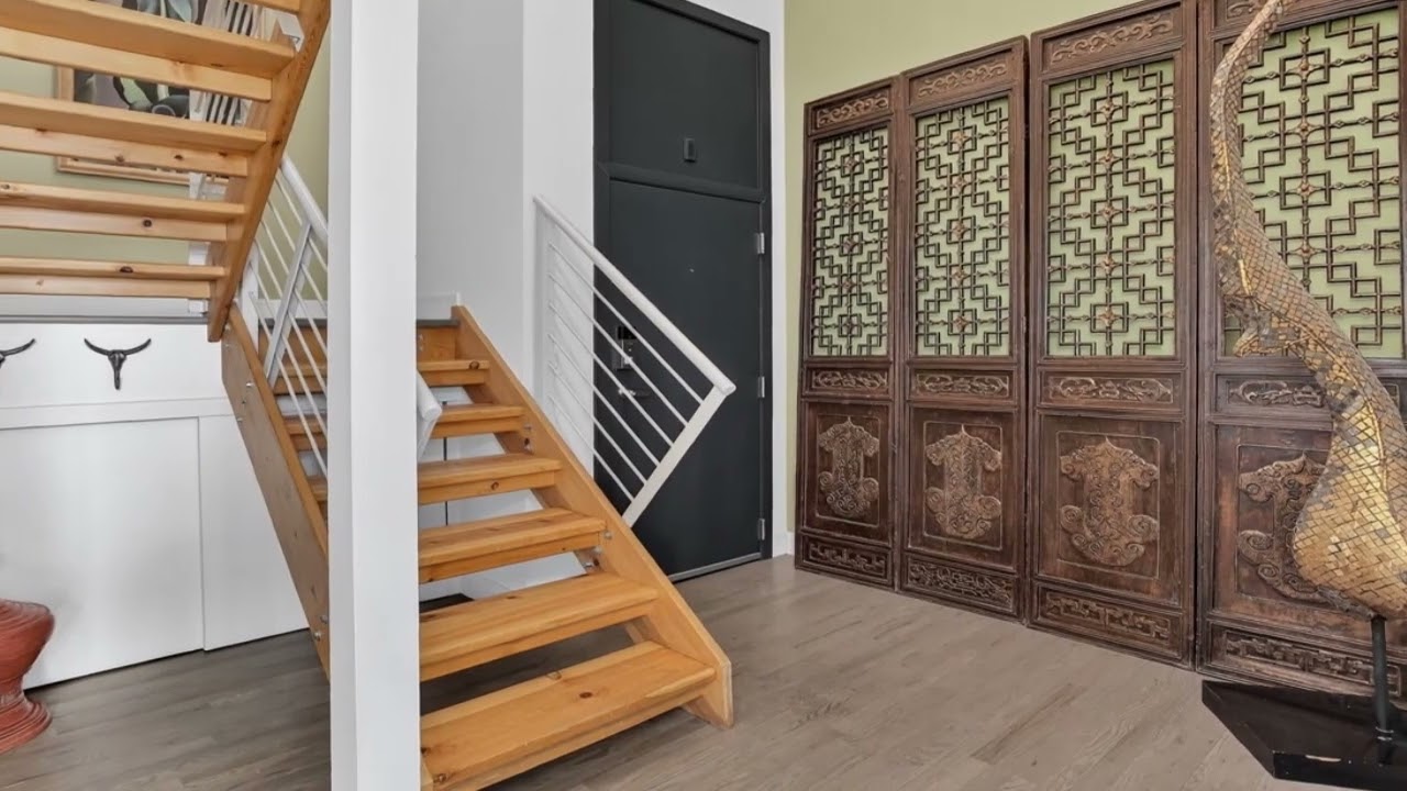 MLS Slide Show Video 1050 Cherokee St Denver