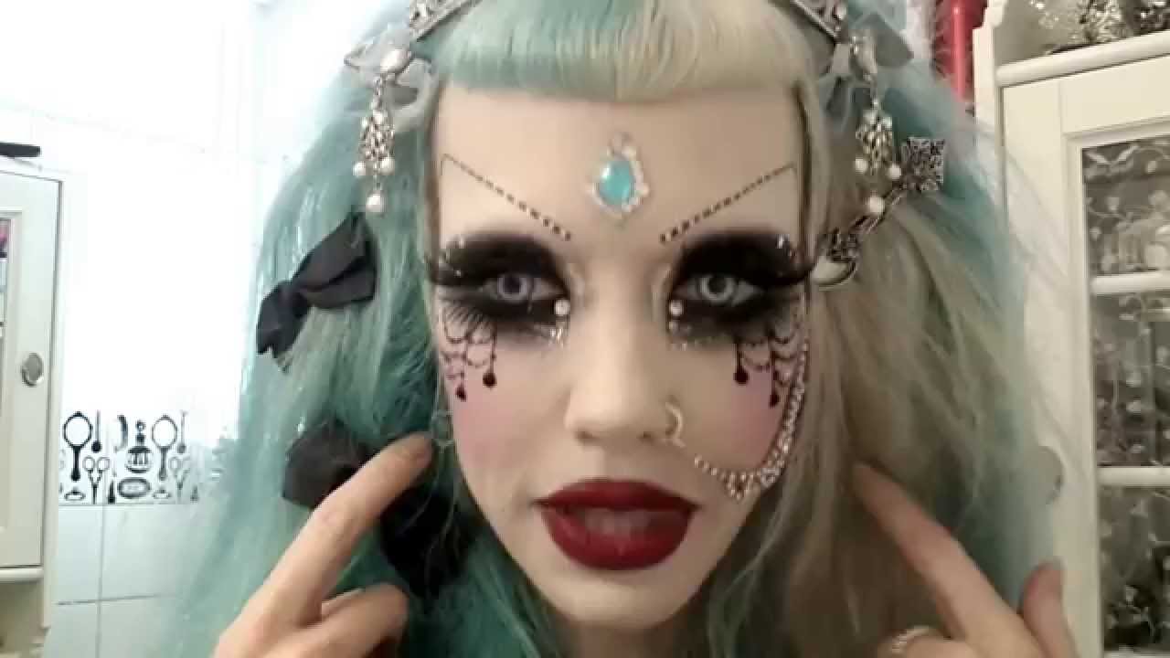 Goth make up tutorial: Black filigree/Chandelier make up