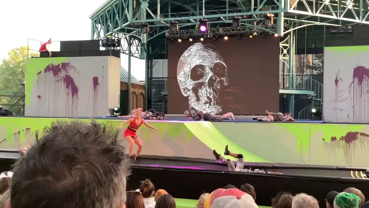 Kings Island Halloween Haunt NyteWalkers Show 2022