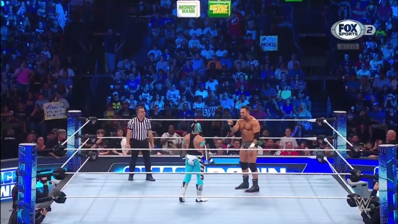 Rey Mysterio Vs LA Knight - WWE Smackdown 23/06/2023 (En Español)