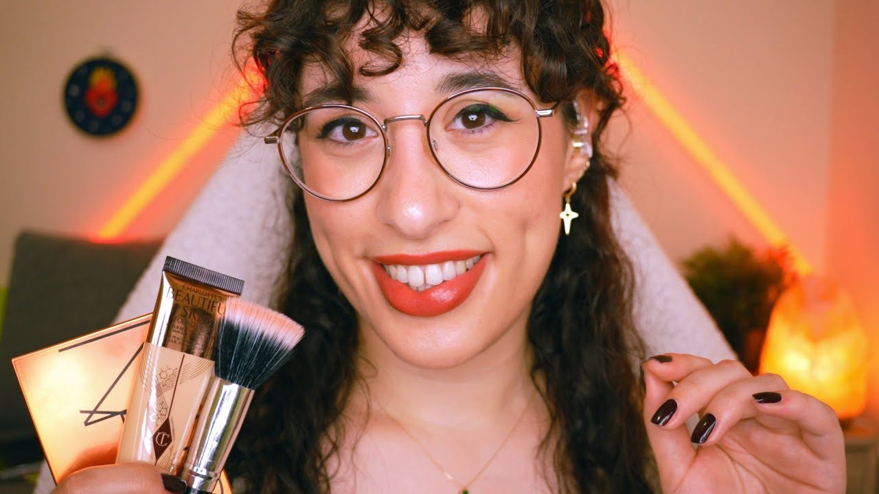 ASMR La chica que está OBSESIONADA contigo te maquilla para otoño ✨ Roleplay Sonidos realistas