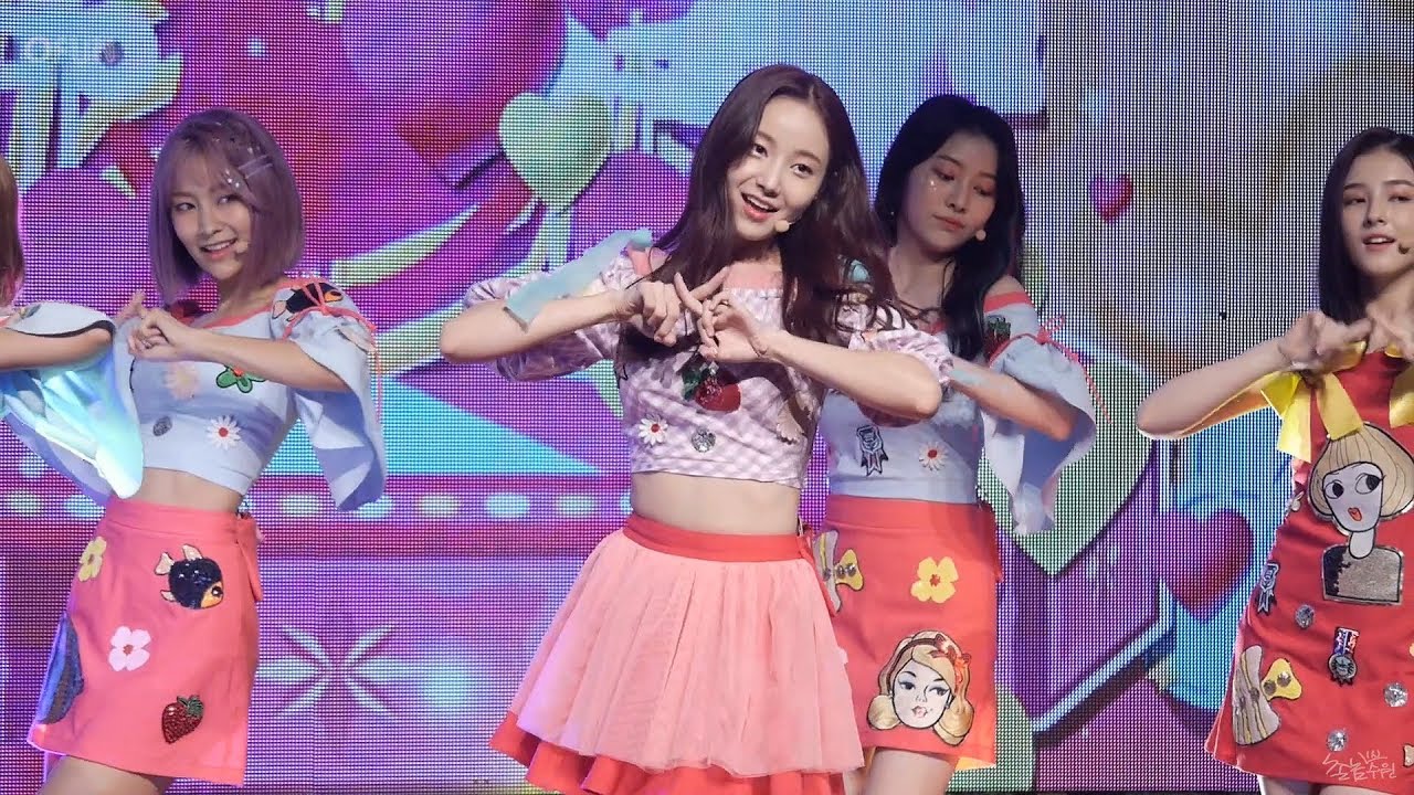 170822 모모랜드 (MOMOLAND) - 꼼짝마 (연우)  [2nd Mini Album 'Freeze!' Showcase]