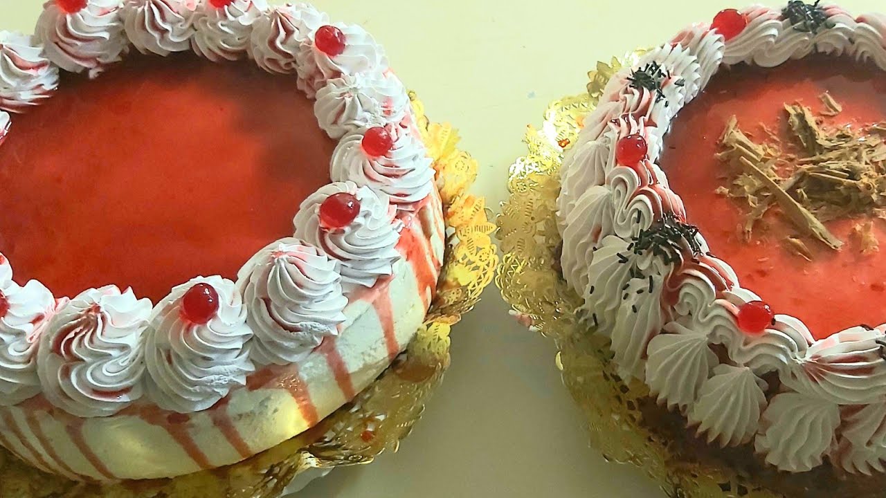 Pasteles y tartas sin colorantes artificiales. La tarta roja con colorante natural.