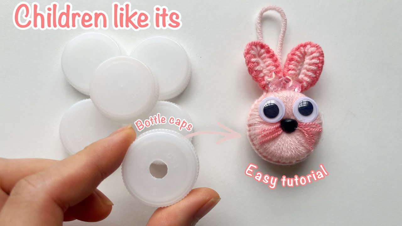 LOOK AT THAT! Cute Keychain from bottle caps in the trash 🗑️ || Children very like its so much.