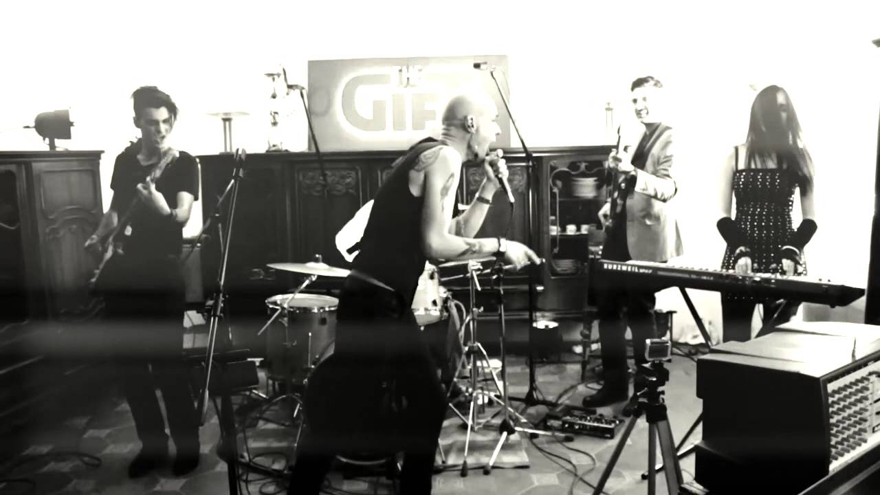 The Gift: Useless coversong  Depeche Mode Tribute