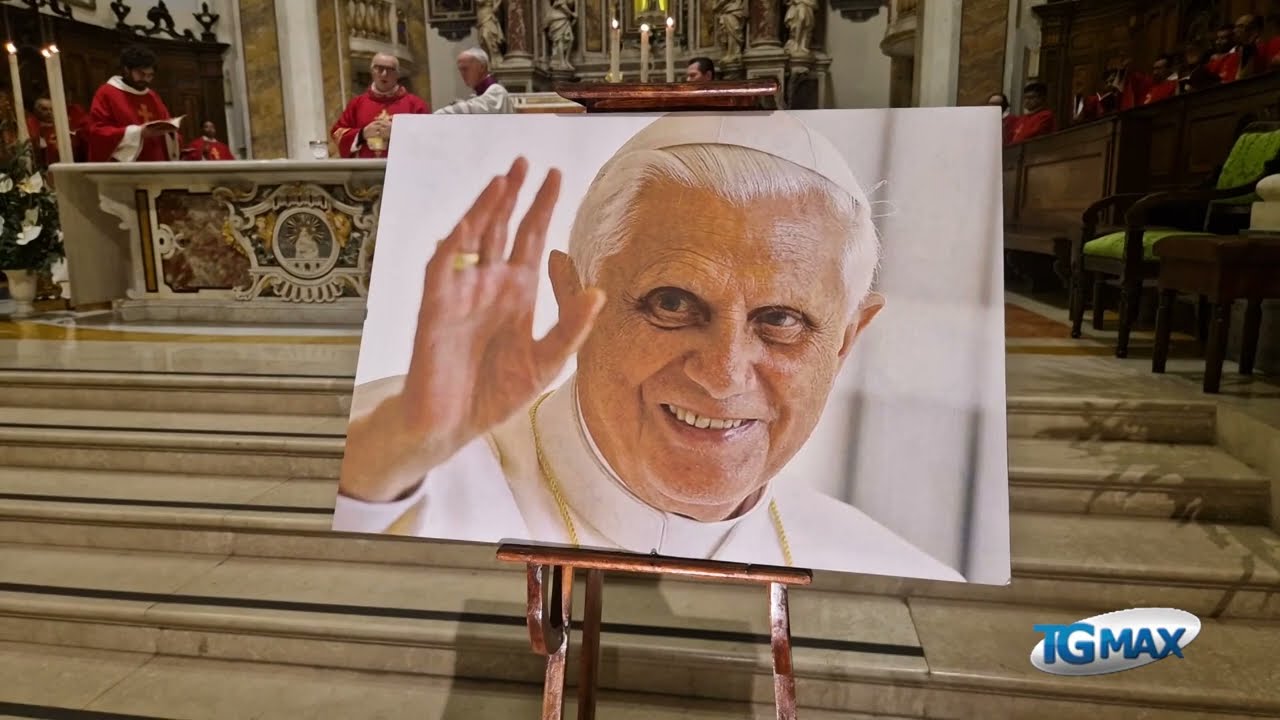 Lanciano, messa di suffragio per Benedetto XVI