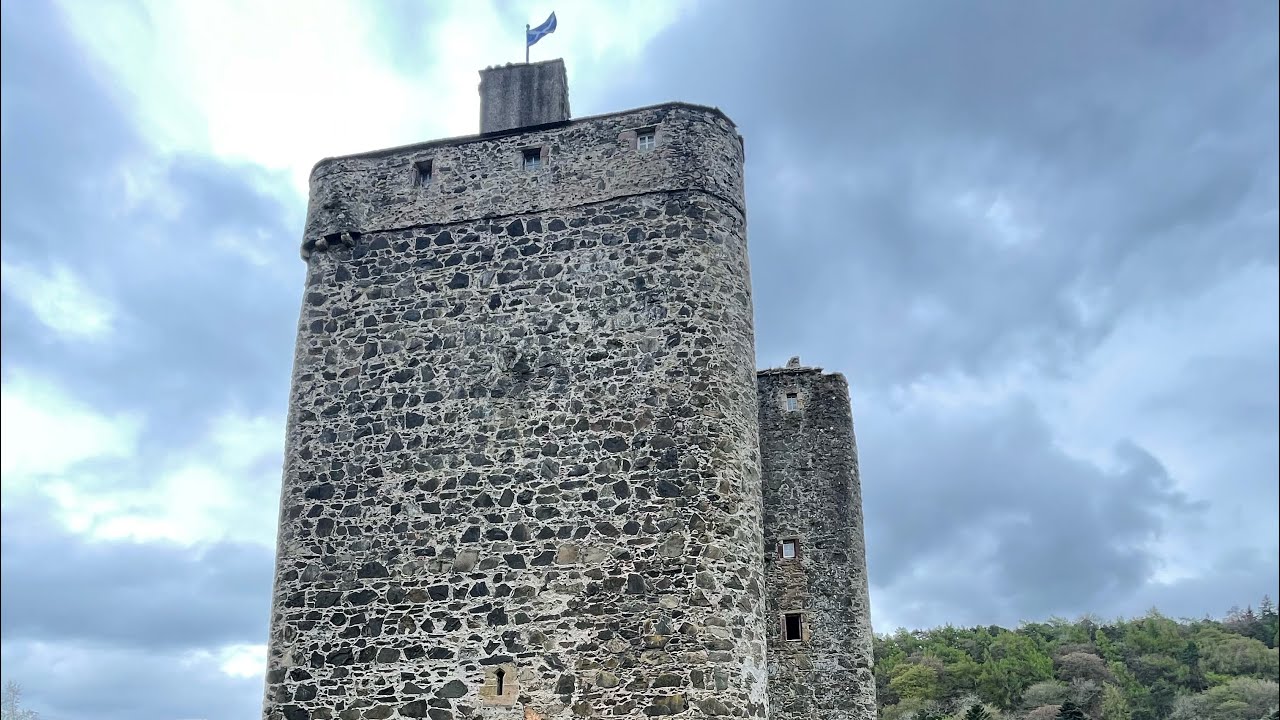 Neidpath Castle
