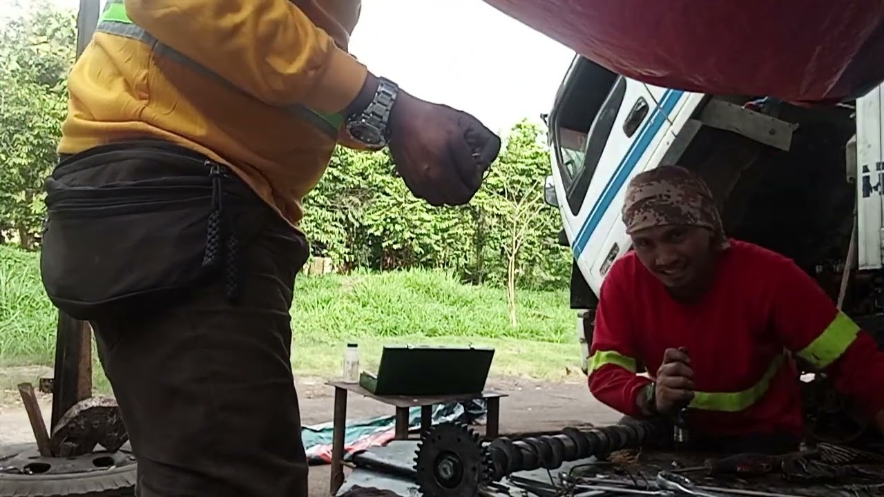 Continue assemble 6HL1 Engine part 7