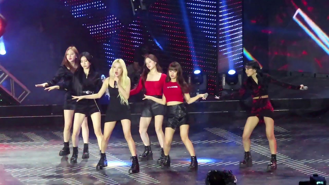 Momoland - Bboom BBoom | ABS CBN Christmas Special