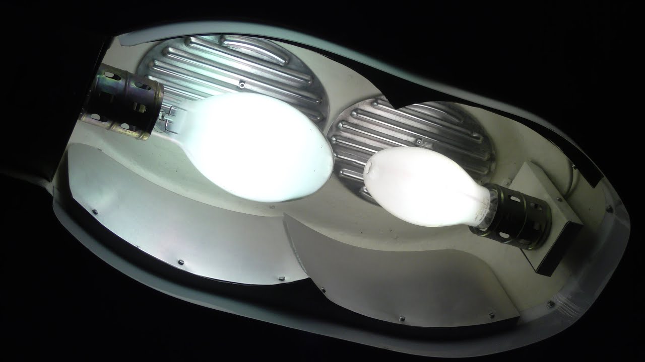 Oprawa uliczna ORZ5 z lampami MIX-F