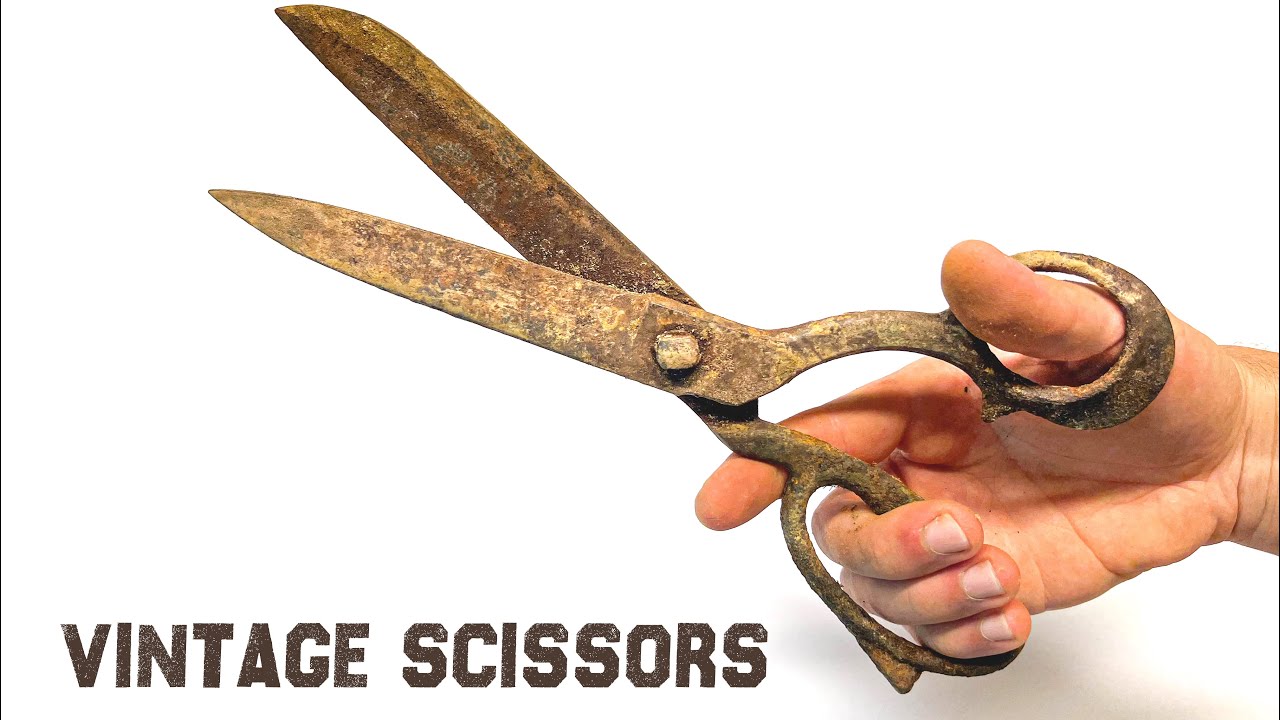 Restoration of old and rusty scissors