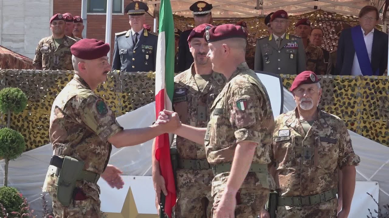 Cambio al comando del 183° Reggimento Paracadutisti 