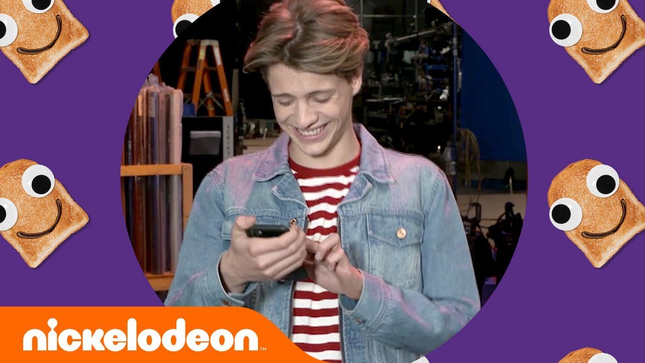 Jace Norman Reads YOUR Comments & Makes His Own Memes 🔥 | #NickStarsIRL