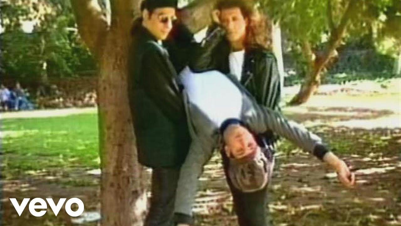 Soda Stereo - En Camino (2) (Official Video)