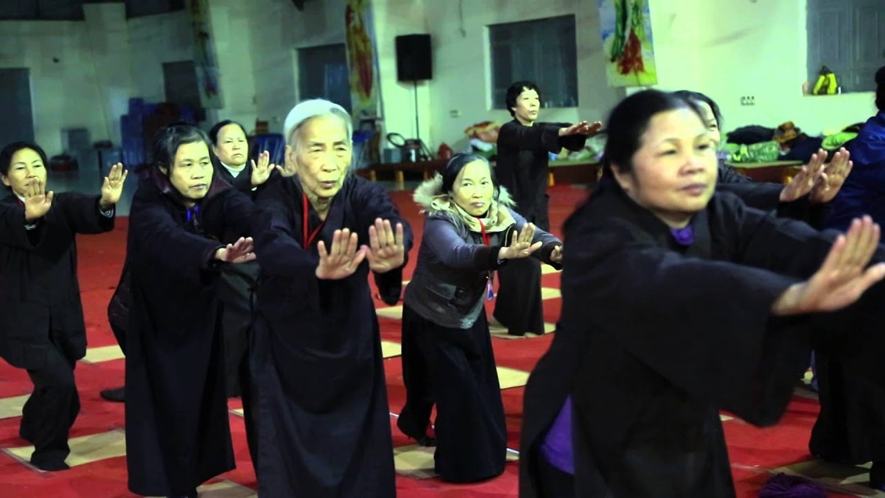 Kh&oacute;a Tu Niệm Phật Chuy&ecirc;n S&acirc;u, Hướng Dẫn Thể Dục Buổi S&aacute;ng - Ch&ugrave;a Khai Nguy&ecirc;n