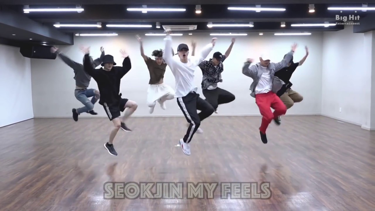 bts dancing to other songs but it fits better than sope